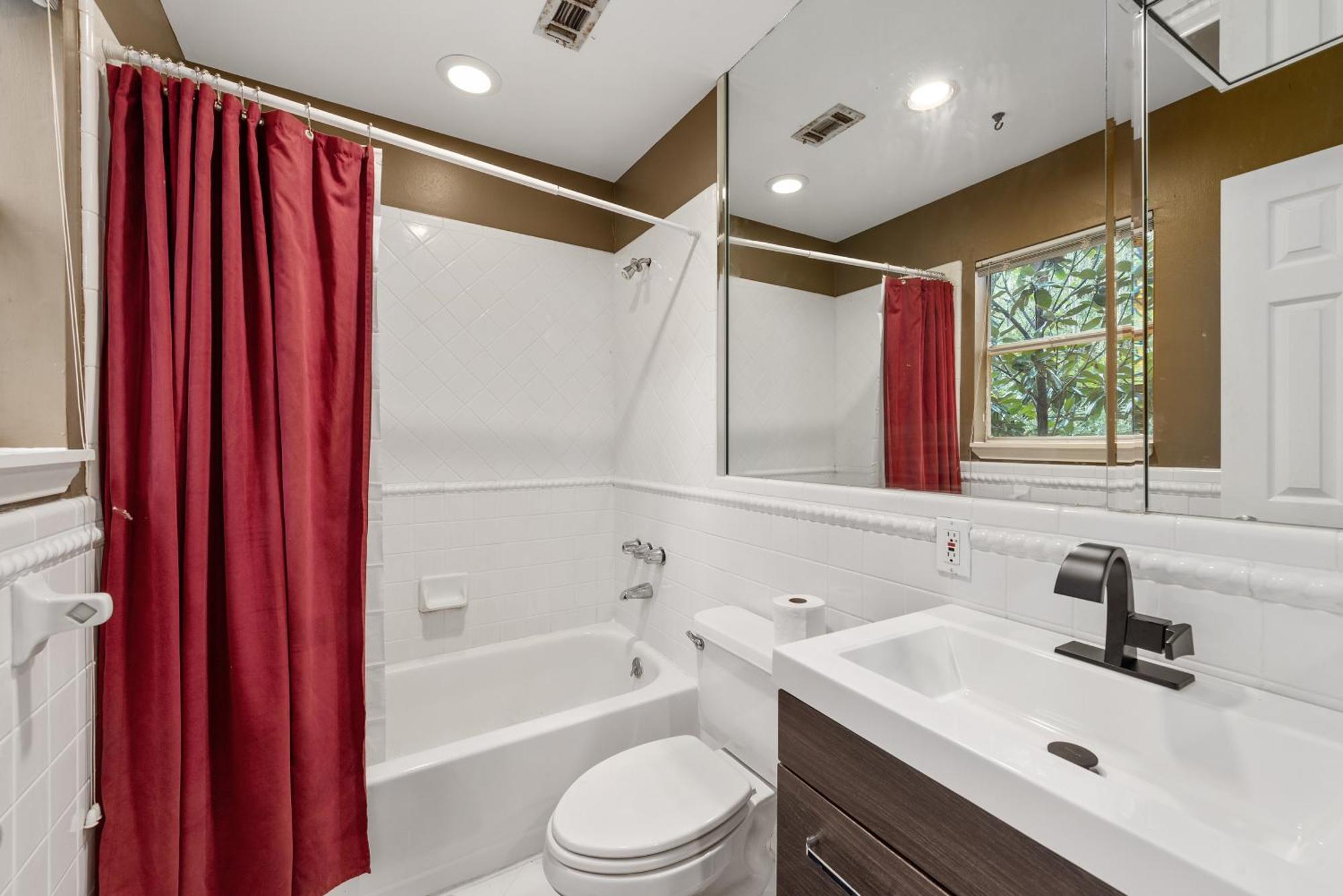 Apartmán Boho-Inspired Haven With Free Park Houston Exteriér fotografie